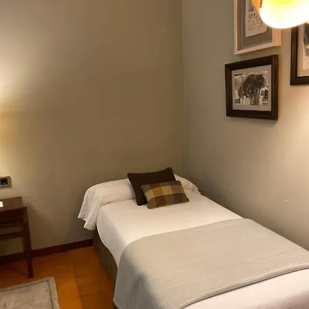 Hotel De 4*
