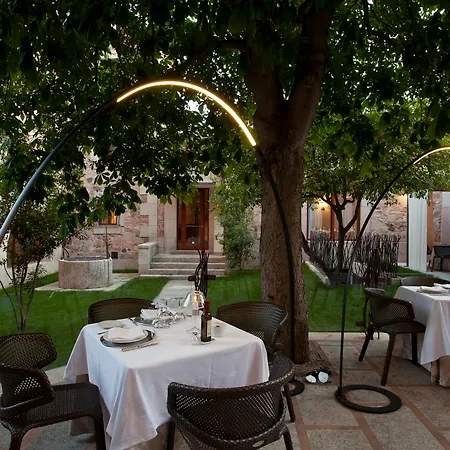 Hotel De 4*