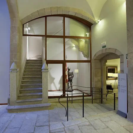 Hotel De 4*