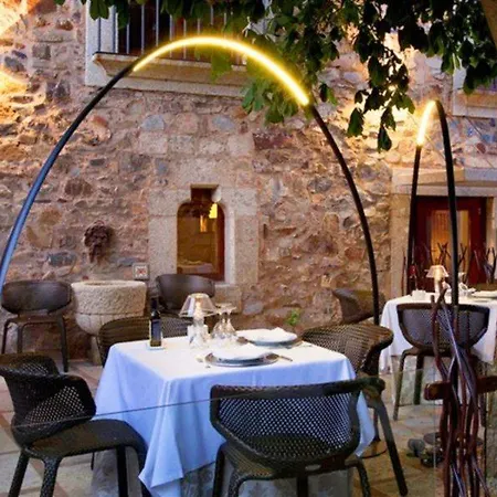 Hotel De 4*