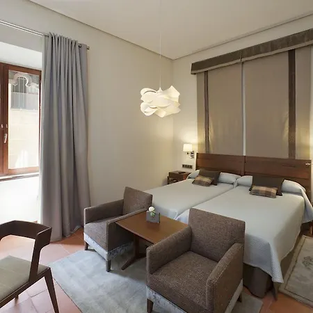 De Hotel Caceres