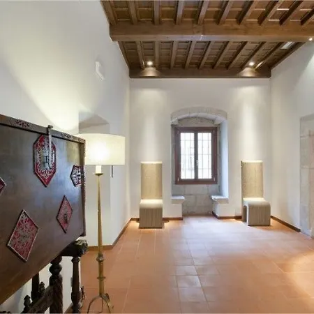 Hotel De 4*