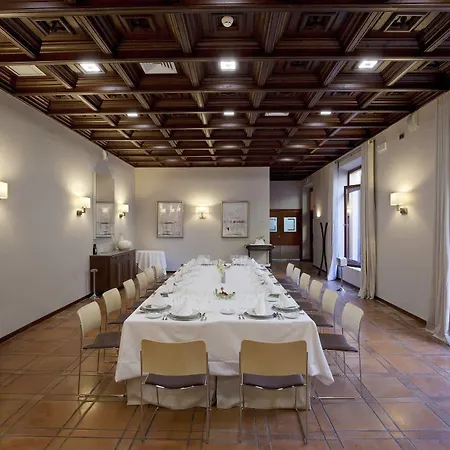 De Hotel Caceres