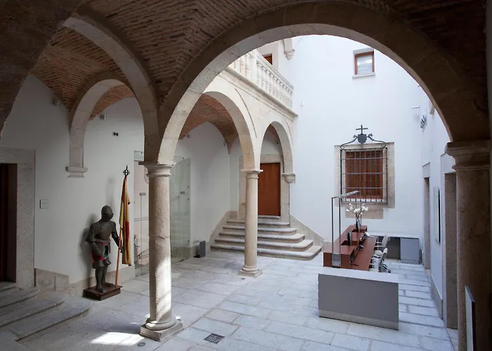 卡塞雷斯旅馆 酒店